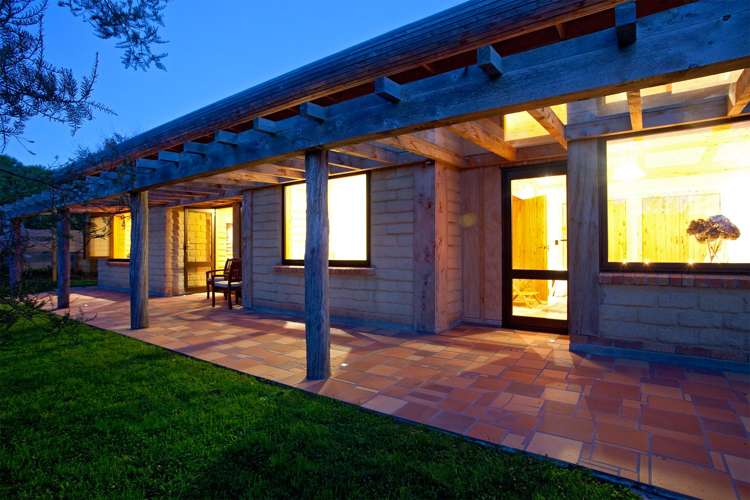 Earth House/3635 Cambridge Road Cambridge_22