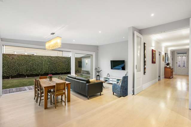 28 Royal Terrace Sandringham_4