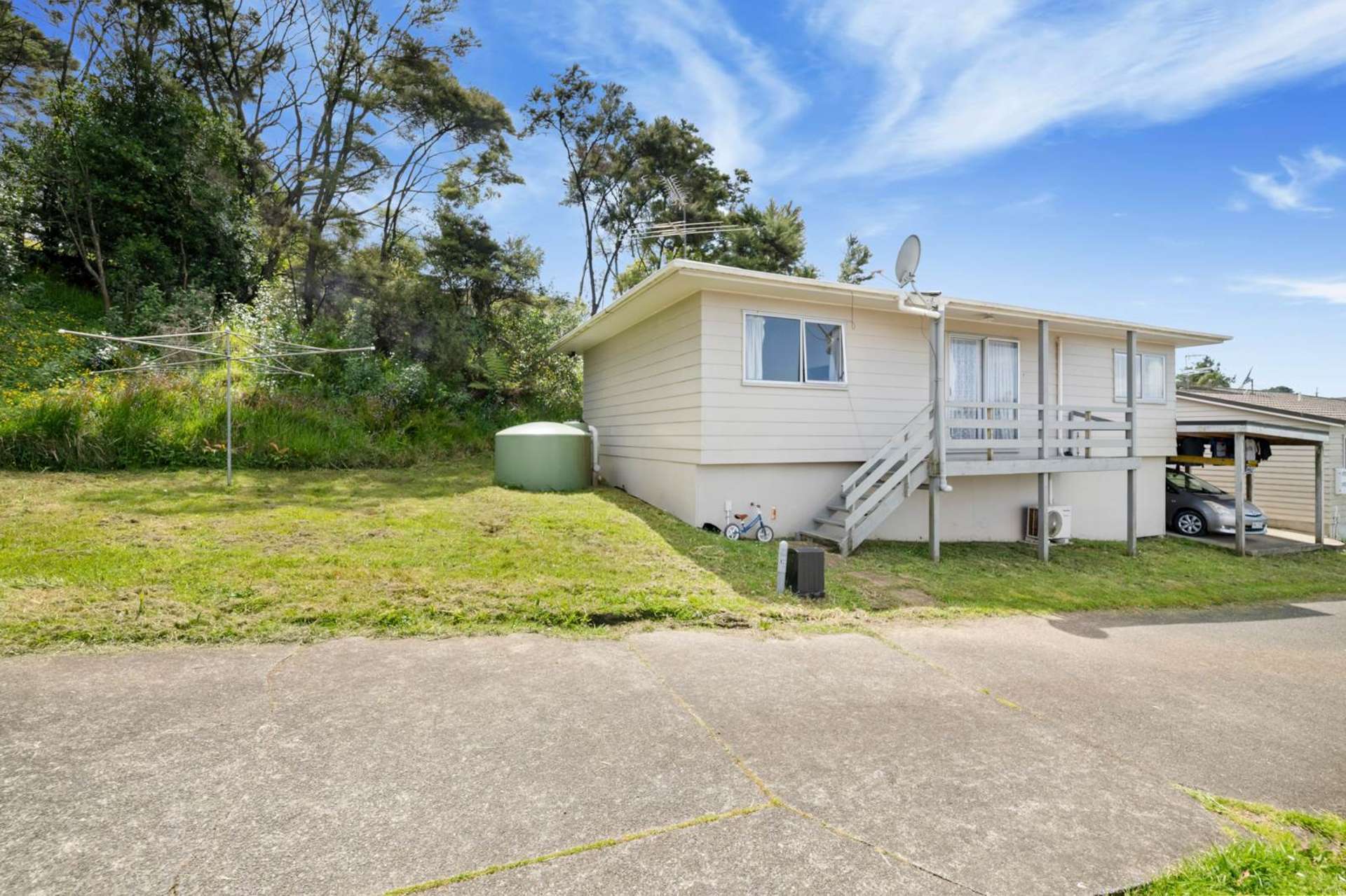 1/33 Lambrown Drive Totara Vale_0