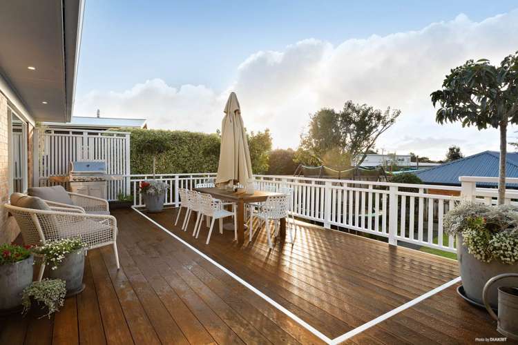 11 Laurelwood Avenue Pukekohe_13