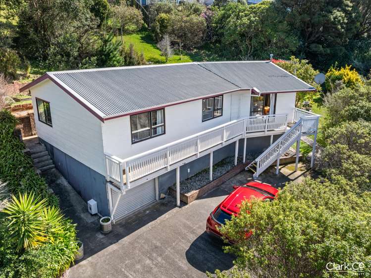 53 Omapere Street Whitby_11