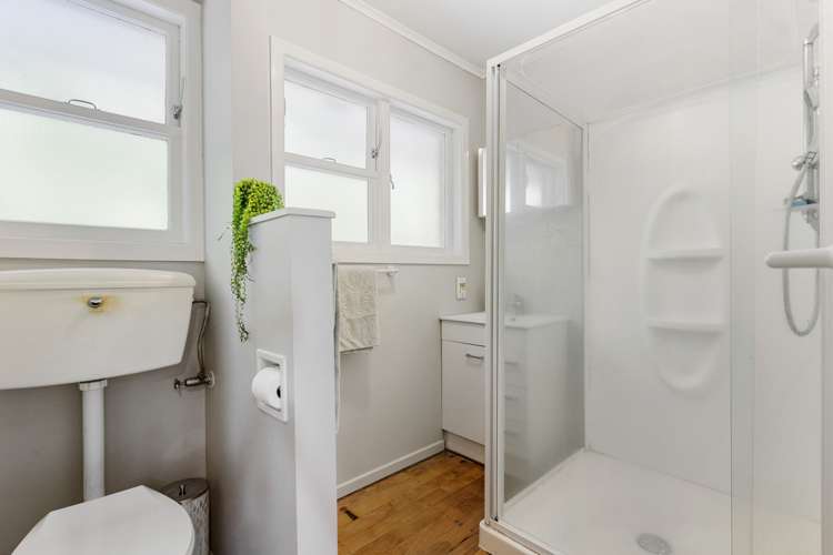 68 Coopers Road Gate Pa_10