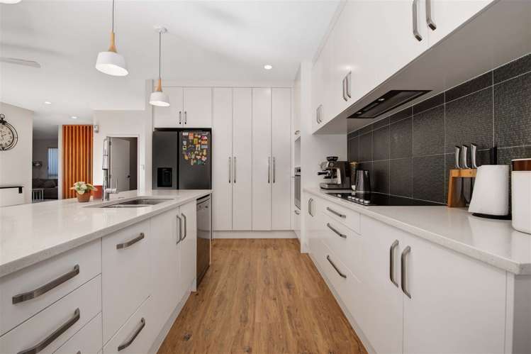 1 Astrolabe Place Gulf Harbour_6