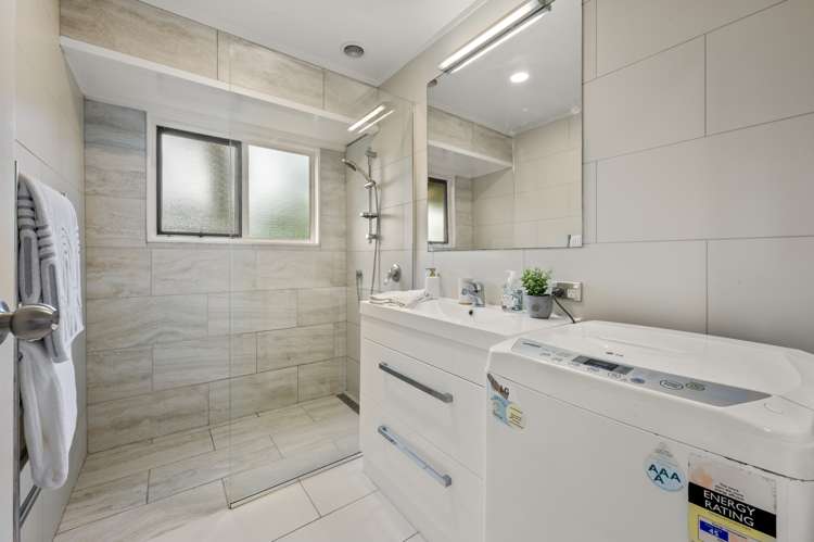 34 Ocean Road Surfdale_18