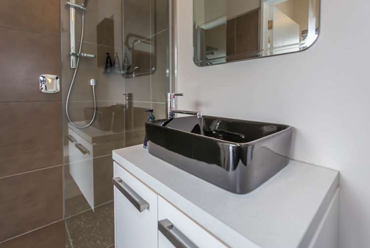 231 Holmes Bay Road Pigeon Bay_11