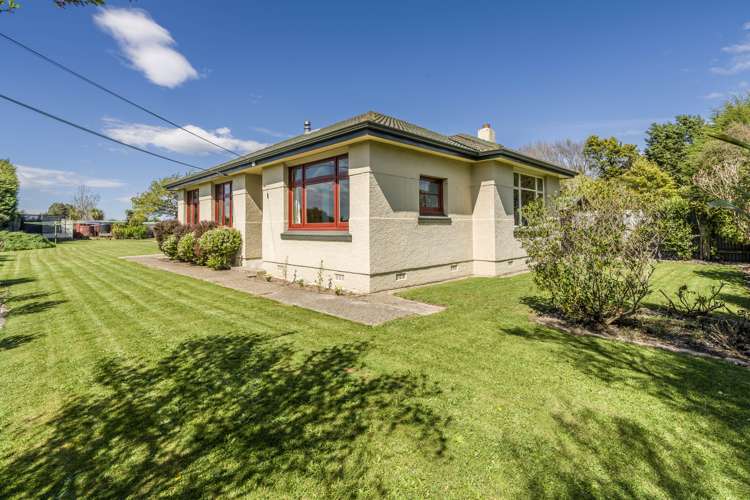 99 Black Road Otatara_14