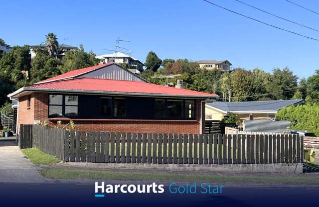 Three Bedroom House - Thames