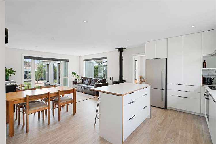 56 Glenfield Crescent Mairehau_7