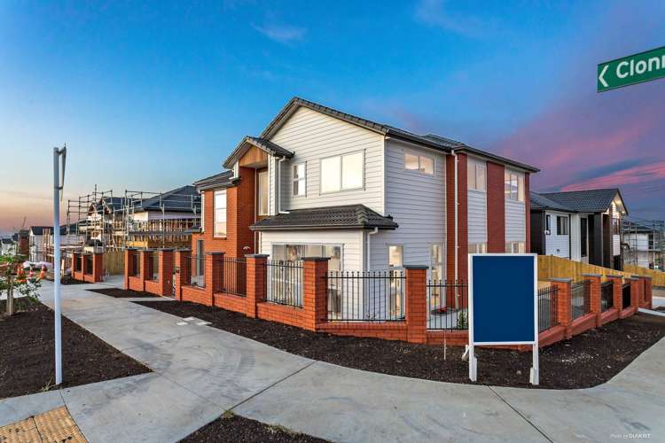 6 Bushfield Drive Flat Bush_21