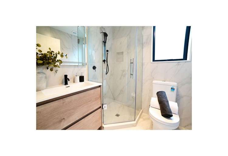 31 Kiato Lane Flat Bush_8