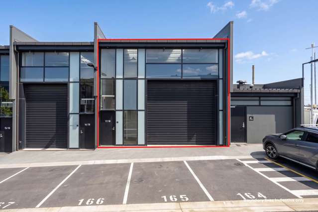 VACANT INDUSTRIAL UNIT WITH CAR PARKS