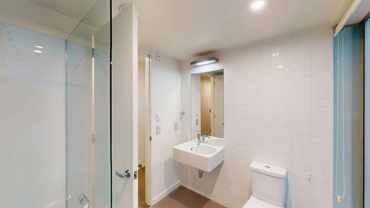 1B/42 Cable Street 2185_10