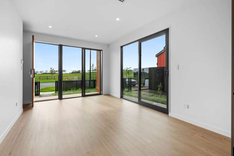 57 Karaka Village Parade Karaka_6