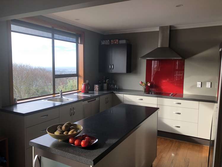 88 Huntsbury Avenue Huntsbury_1