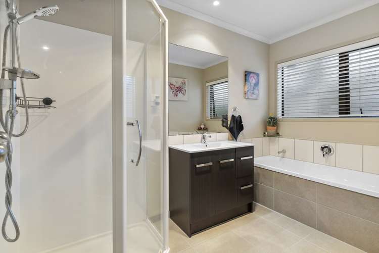 27 Saltwood Street Red Beach_11