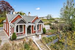 Scots chasing southern dream snap up God Defend New Zealand composer’s villa