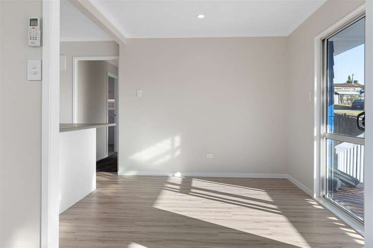 5 Harrys Place Kawakawa_14