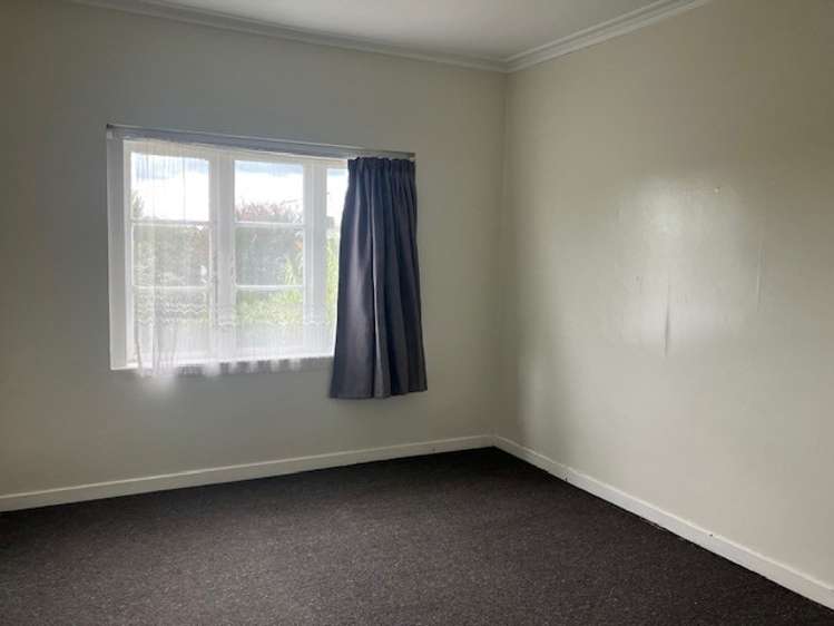 12 Masters Avenue 1076_6