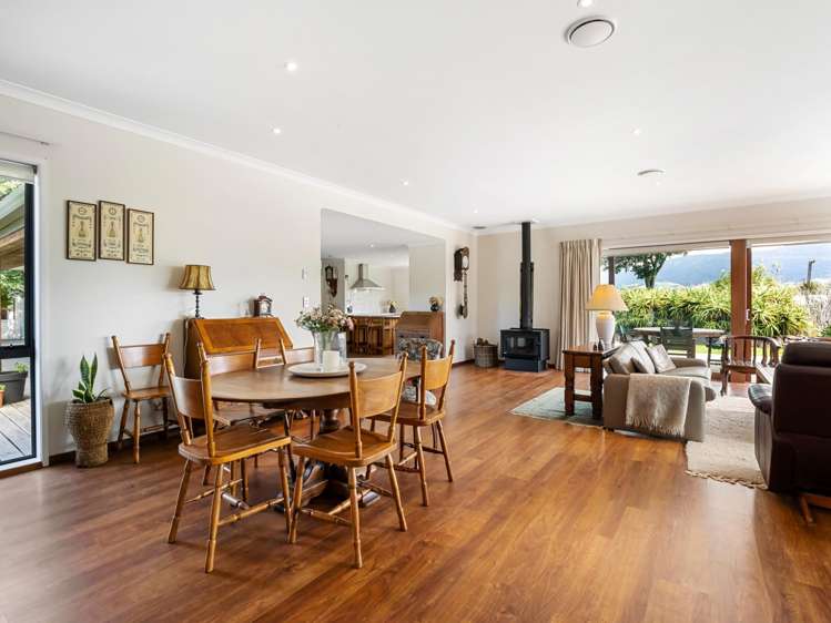8 Pine Ridge Lane Aongatete_11