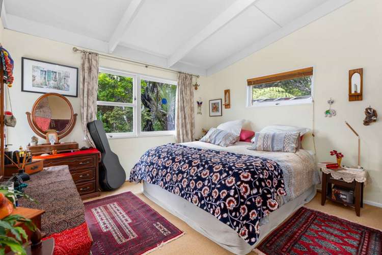 90 Lone Kauri Road Karekare_6