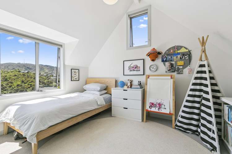 12a Cavalry Close Crofton Downs_11