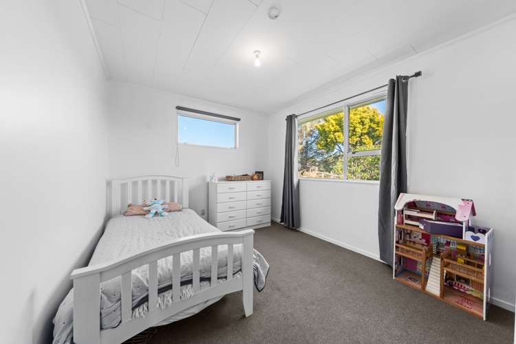 3 Airedale Place Waitara_8