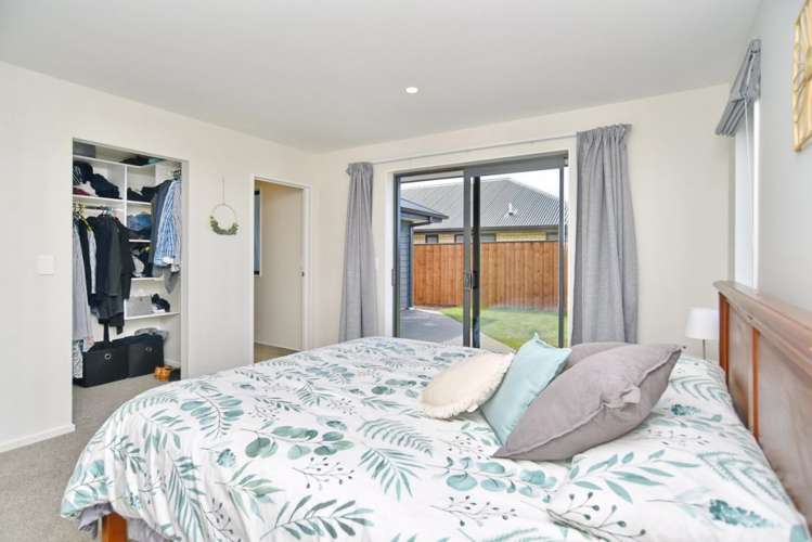 21 Quinn Crescent Woodend_10