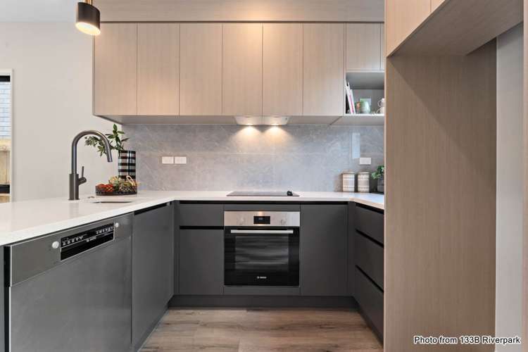 133D Riverpark Crescent Henderson_7