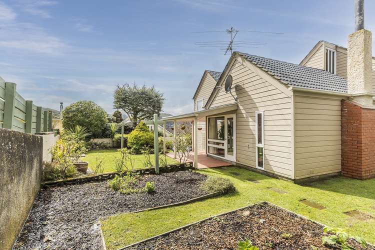 4 Ridd Crescent Karori_20