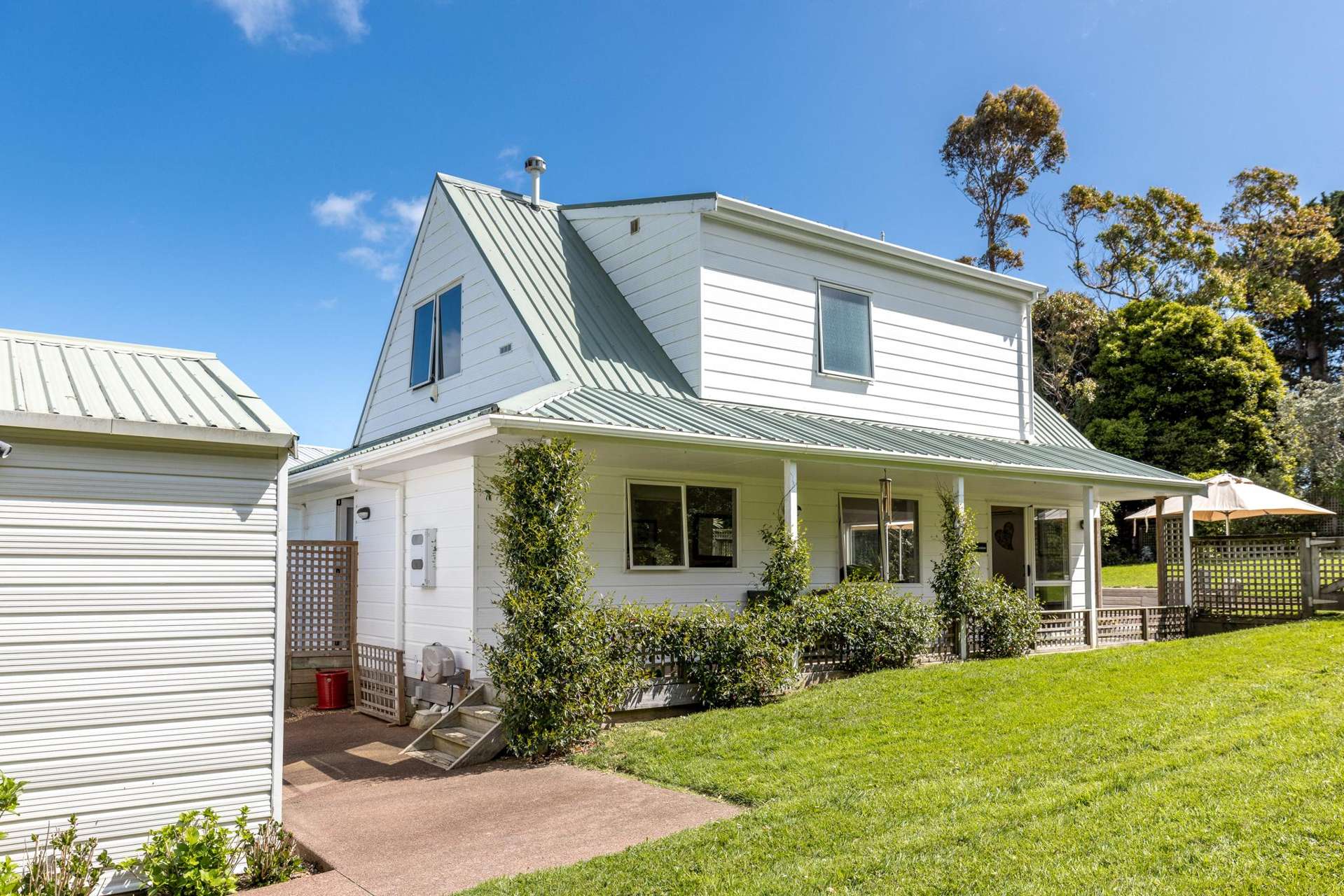 11 Waiata Road Onetangi_0