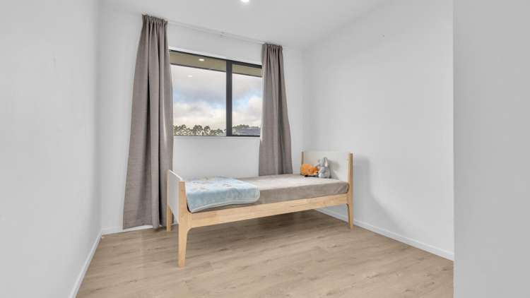 35 Graeme Foote Street Darfield_13