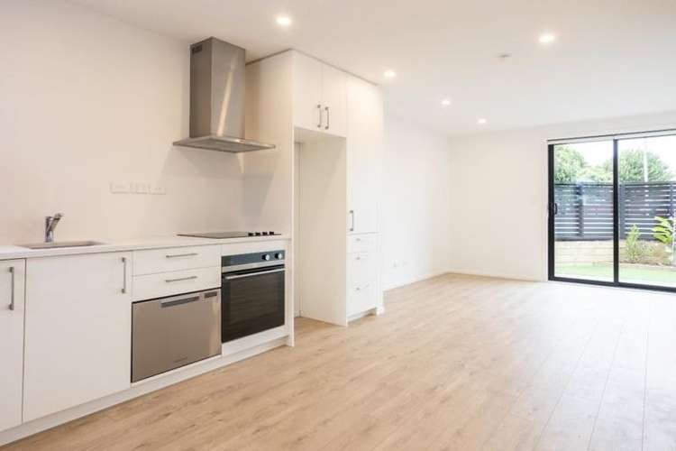 B/1 Frank Grey Place 10057_1