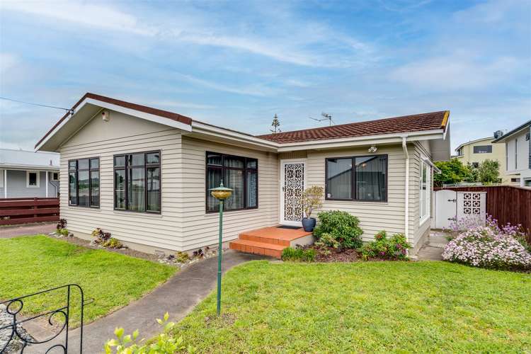 10 Meeanee Quay Westshore_20