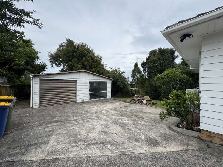 55a Tirimoana Road Te Atatu South_18