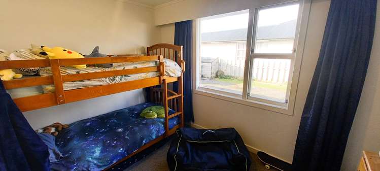 4 Carlyle Street Tuatapere_9