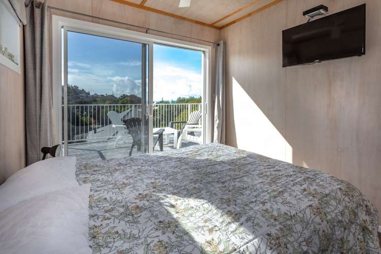 105 Onemana Drive Onemana_17