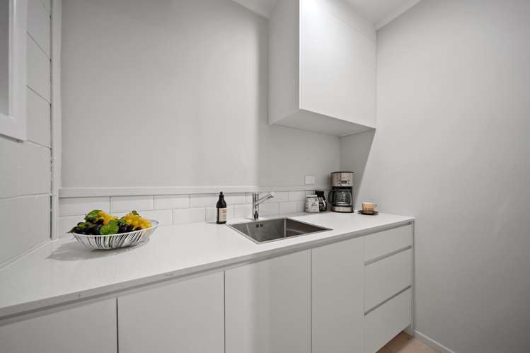 6 Youngs Road Papakura_23