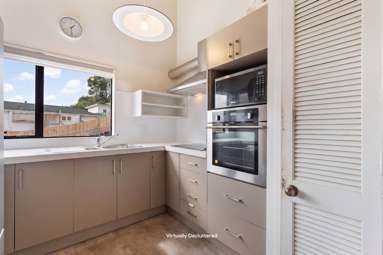 27 Oaktree Avenue_4