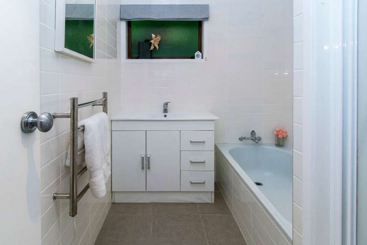 35 Mcmillan Place Mellons Bay_28