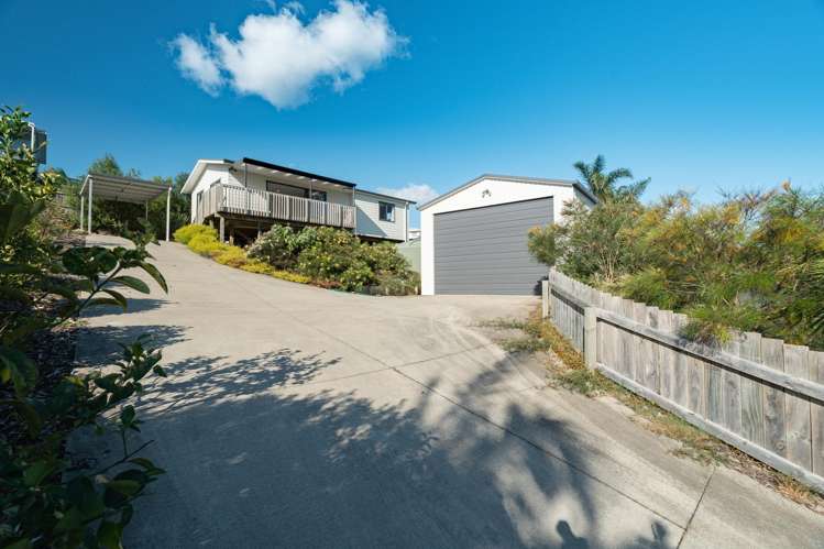 6 Loke Crescent Coopers Beach_14