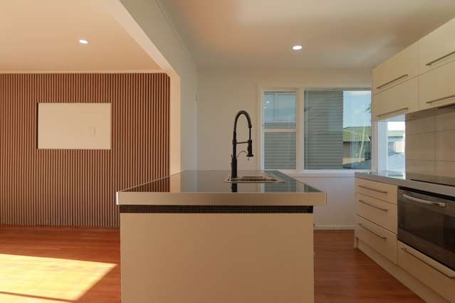 22 Howard Hunter Avenue St Johns_1