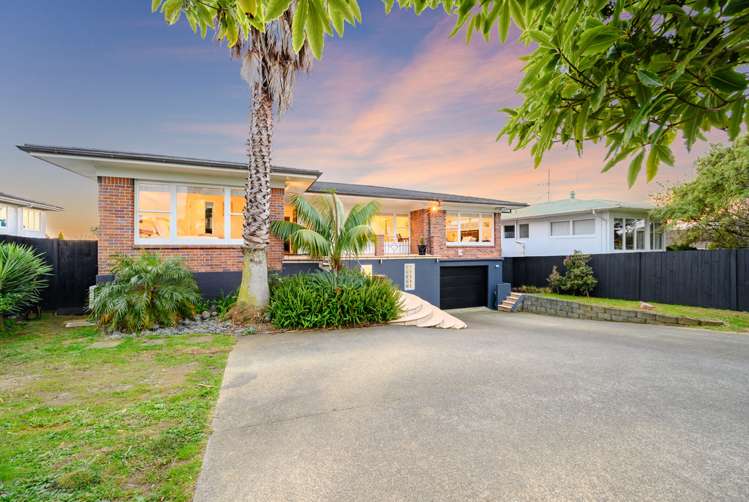 25 Bradbury Road Botany Downs_25