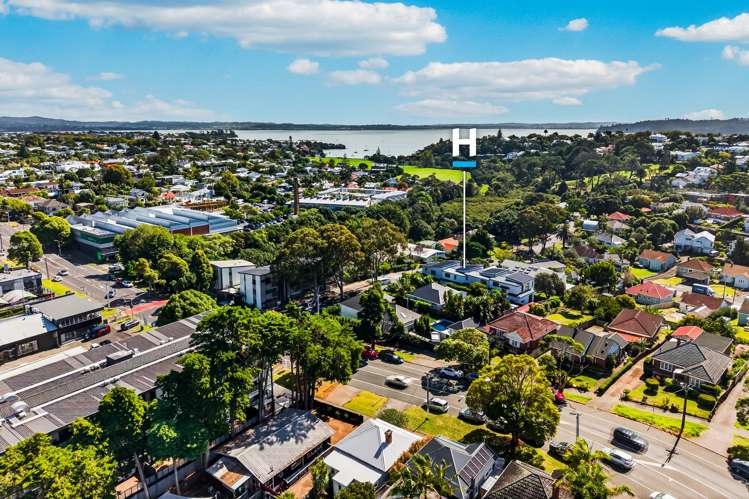 2&3/ 5 Parawai Crescent Ponsonby_24