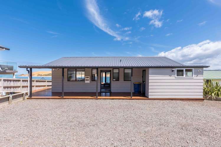 24 Taumatawiwi Street Opononi_5