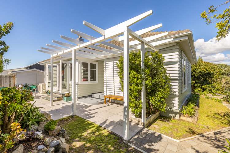 71 Golf Road Paraparaumu Beach_0
