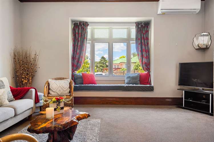 2 Raewyn Street Morningside_6