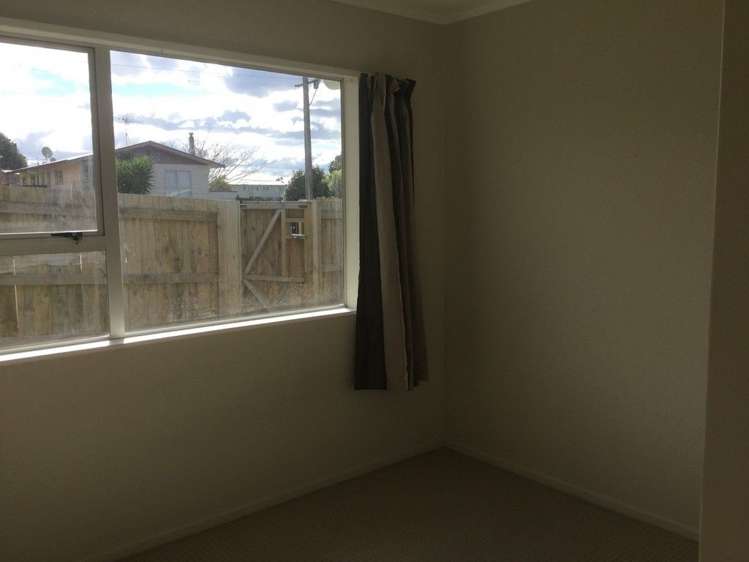 Hynds Road Gate Pa_7