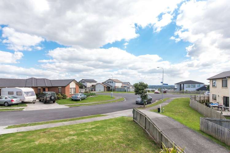 8 Kokako Rise Papakura_13