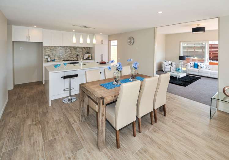14 Greenlink Rise Long Bay_7