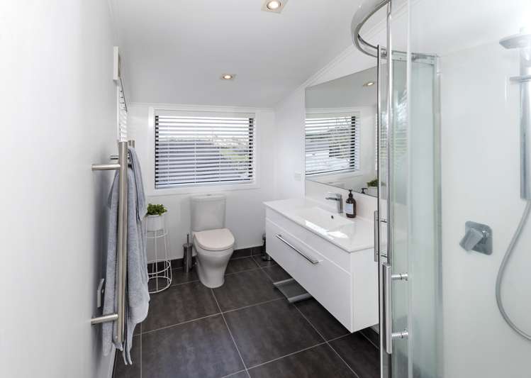 1/1 Paparoa Road Cockle Bay_19